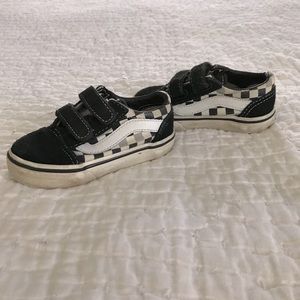 🔆4 for $20+$4.99 ship!🔆 Toddler size 6 Vans